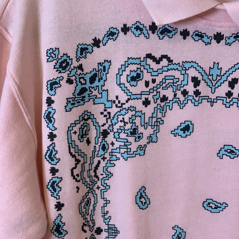 SOLD B.O.G Sport Vintage Sweater Women’s Pullover collar Bandana Graphic Sweater - Picture 2 of 7
